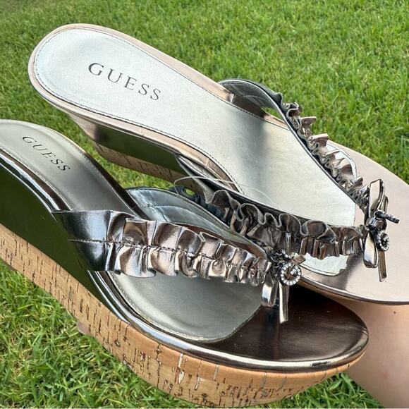 VINTAGE GUESS Silver Women's Platform Sandals size 9.5 great condition - Picture 3 of 6